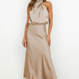 Abito Lungo con Spalline Eleganti