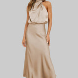 Abito Lungo con Spalline Eleganti