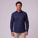 Camicia a maniche lunghe con colletto classico e bottoni da uomo