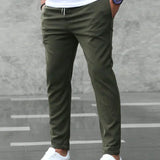Pantaloni Uomo Elasticizzati dal Taglio Moderno