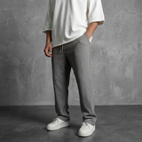 Pantaloni Uomo Ampi dal Design Minimalista