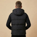 Gilet imbottito senza maniche con cappuccio