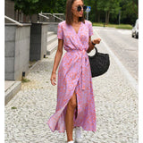 Vestito elegante con scollatura a V
