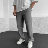 Pantaloni Uomo Ampi dal Design Minimalista