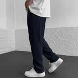 Pantaloni Uomo Ampi dal Design Minimalista