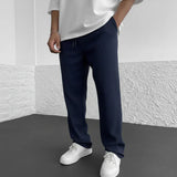 Pantaloni Uomo Ampi dal Design Minimalista