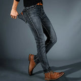 Jeans Uomo Elasticizzati a Taglio Aderente