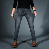 Jeans Uomo Elasticizzati a Taglio Aderente